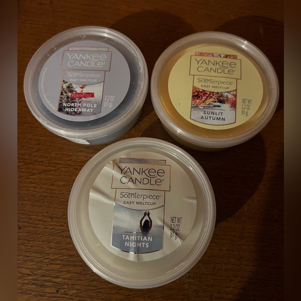 3 Yankee Candle Scenterpiece Meltcups-North Pole Hideway,Sunlit Autumn,Tahitian